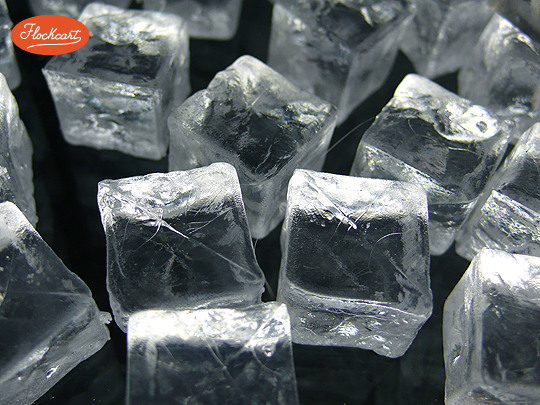 Anche se di piccole dimensioni, gli Ice Cube Mini presentano straiature interne identiche al vero cubetto di ghiaccio 